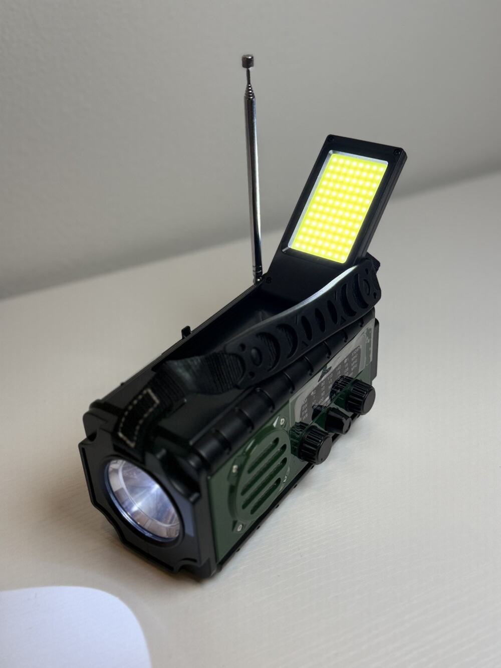 20000mAh Weather Radio Solar Hand Crank USB Charging with SOS Alarm Flashlight